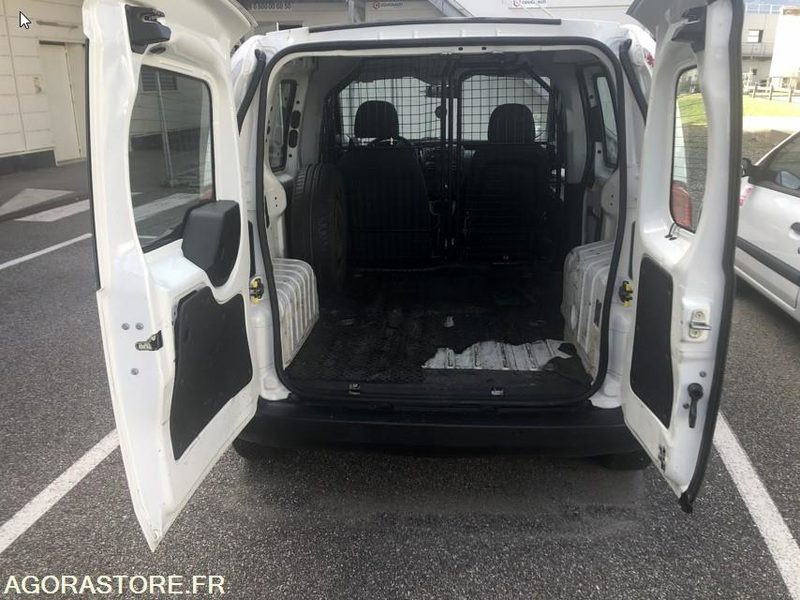 Peugeot BIPPER diesel de 2014 (réf. interne 4253) - Легковой фургон: фото 5 Peugeot BIPPER diesel de 2014 (réf. interne 4253) - Легковой фургон: фото 5