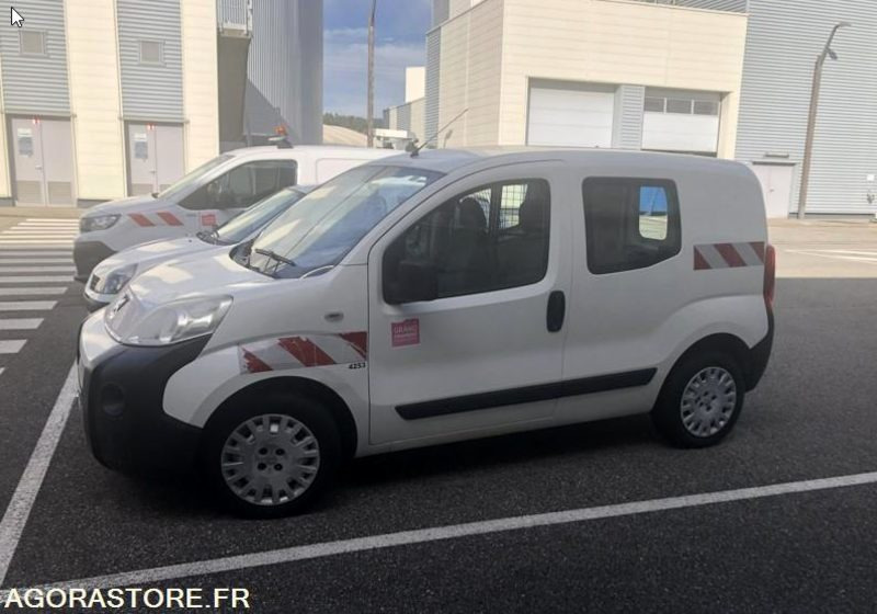Peugeot BIPPER diesel de 2014 (réf. interne 4253) - Легковой фургон: фото 1 Peugeot BIPPER diesel de 2014 (réf. interne 4253) - Легковой фургон: фото 1