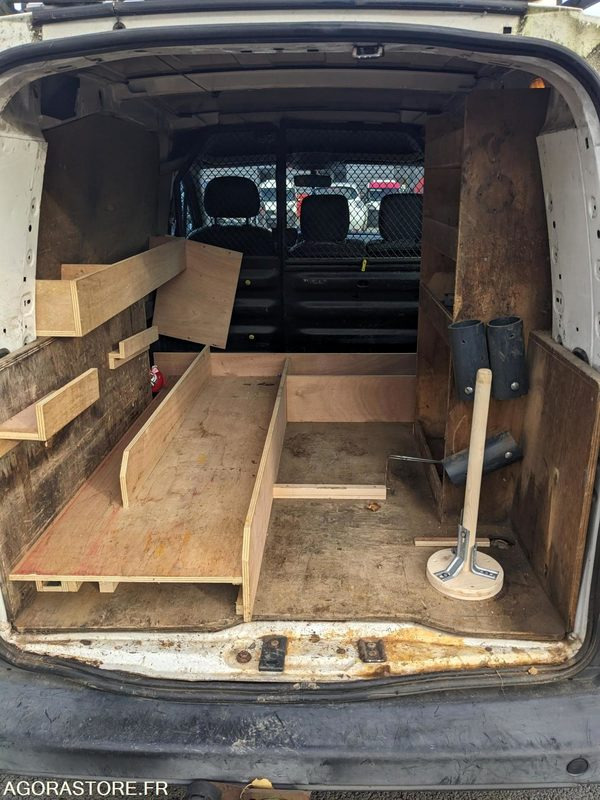 Peugeot Partner - Легковой фургон: фото 3 Peugeot Partner - Легковой фургон: фото 3