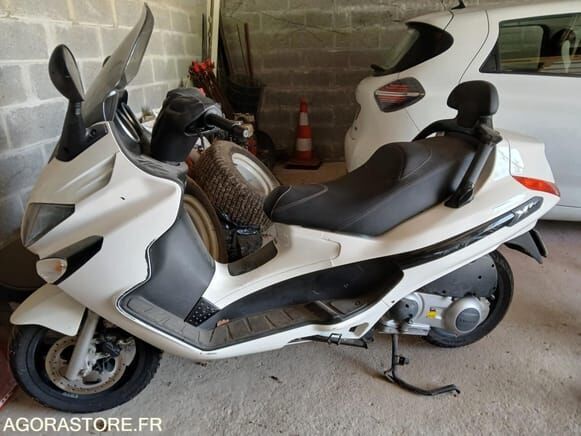 Piaggio XEVO 125 - Мотоцикл: фото 1 Piaggio XEVO 125 - Мотоцикл: фото 1