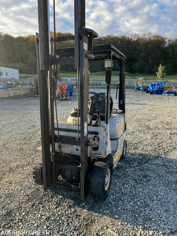 Caterpillar chariot élévateur diesel - Погрузочно-разгрузочная техника: фото 2 Caterpillar chariot élévateur diesel - Погрузочно-разгрузочная техника: фото 2