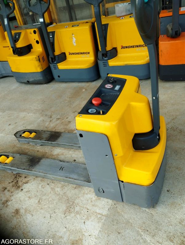 JUNGHEINRICH EJE M13 - 2024 - Transpalette électrique - Погрузочно-разгрузочная техника: фото 1 JUNGHEINRICH EJE M13 - 2024 - Transpalette électrique - Погрузочно-разгрузочная техника: фото 1