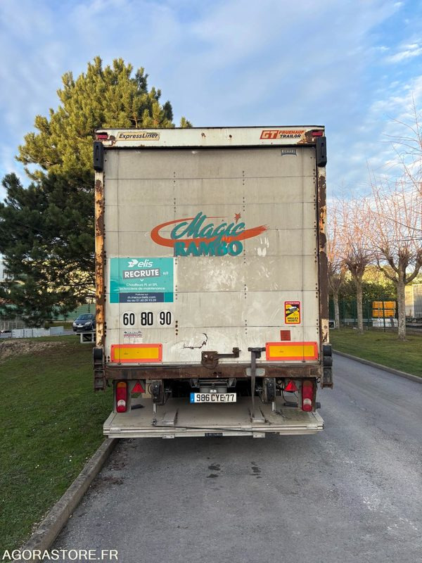 Semi GENTRAIL - 2002 - 986CYE77 - Полуприцеп: фото 4 Semi GENTRAIL - 2002 - 986CYE77 - Полуприцеп: фото 4