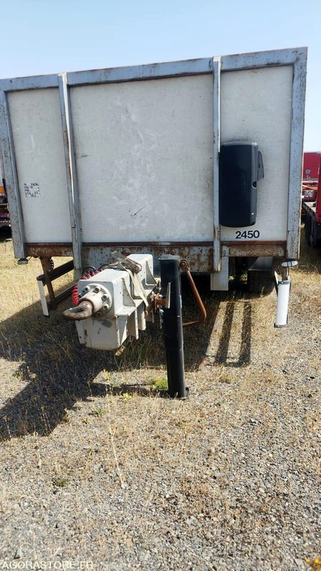 REMORQUE - SAMRO REMORQUE 2ESS PLATEAU - 2011 - BG-052-GM - Прицеп: фото 2 REMORQUE - SAMRO REMORQUE 2ESS PLATEAU - 2011 - BG-052-GM - Прицеп: фото 2