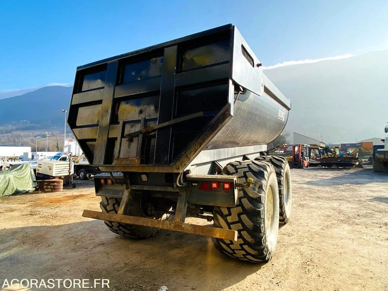 REMORQUE BENNE TP AGRICOLE RECORD TP17 - Année 2009 - Самосвальный полуприцеп: фото 3 REMORQUE BENNE TP AGRICOLE RECORD TP17 - Année 2009 - Самосвальный полуприцеп: фото 3