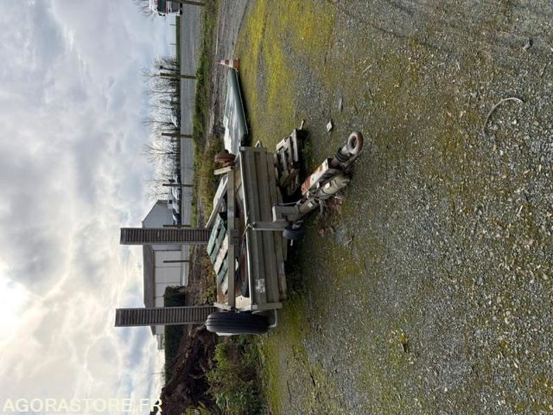 REMORQUE PORTE ENGINS - Низкорамный прицеп: фото 1 REMORQUE PORTE ENGINS - Низкорамный прицеп: фото 1