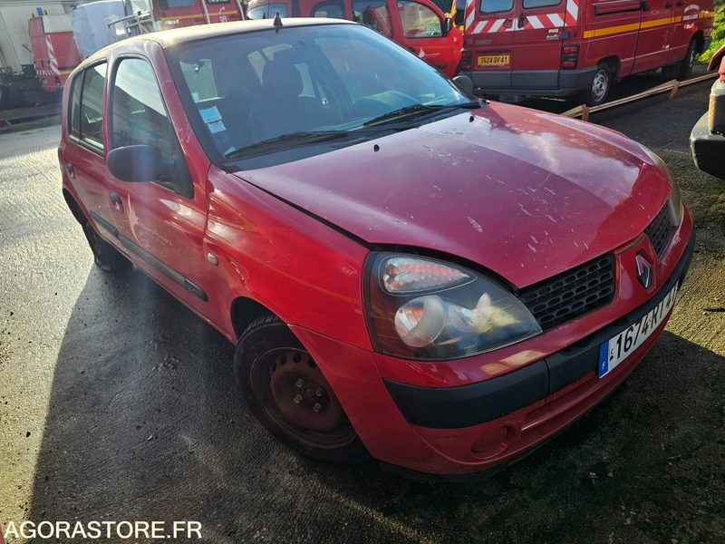 RENAULT CLIO - 2003 - 1674RT41 - Легковой автомобиль: фото 3 RENAULT CLIO - 2003 - 1674RT41 - Легковой автомобиль: фото 3