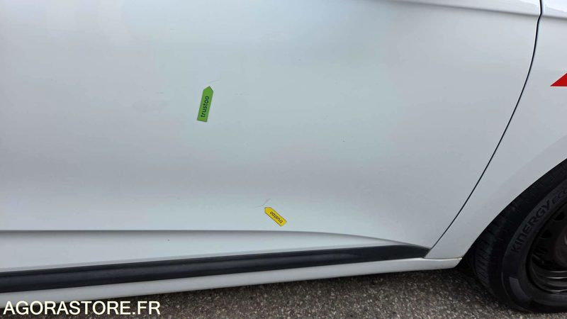 RENAULT CLIO - 2020 - 133665 KM - FN-246-CM - Легковой автомобиль: фото 4 RENAULT CLIO - 2020 - 133665 KM - FN-246-CM - Легковой автомобиль: фото 4