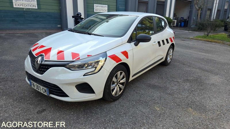 RENAULT CLIO - 2020 - 146749 KM - FN-301-CM - Легковой автомобиль: фото 2 RENAULT CLIO - 2020 - 146749 KM - FN-301-CM - Легковой автомобиль: фото 2