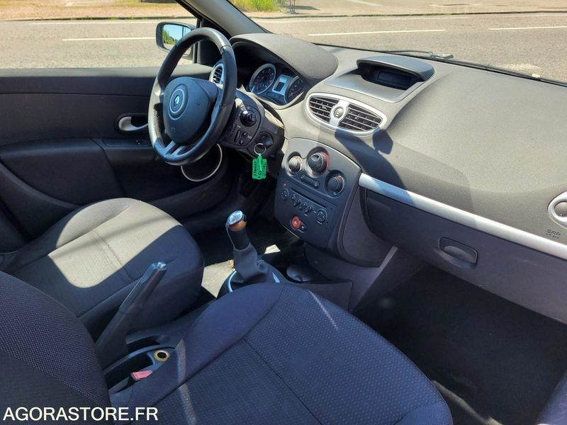 RENAULT CLIO 3 1.5 DCI 68 CH - Легковой автомобиль: фото 5 RENAULT CLIO 3 1.5 DCI 68 CH - Легковой автомобиль: фото 5