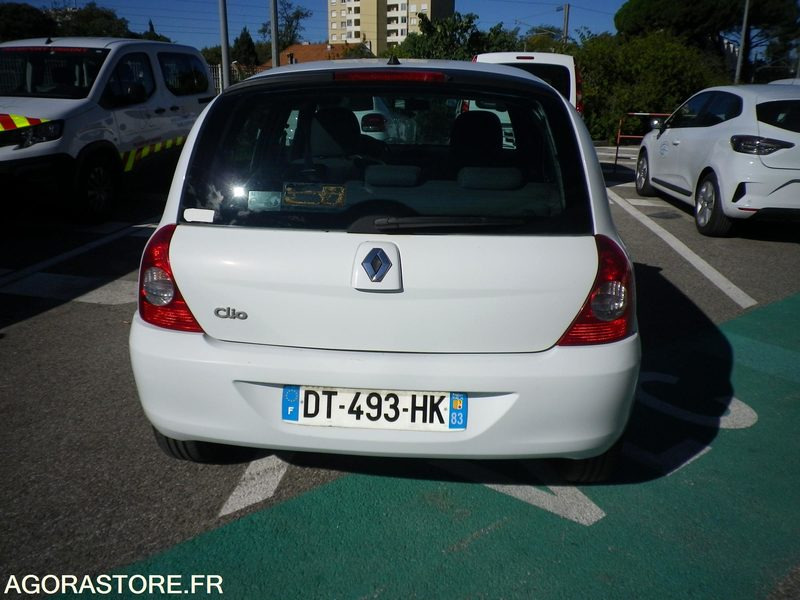 RENAULT CLIO CAMPUS ESSENCE 1.2 16V - Легковой автомобиль: фото 4 RENAULT CLIO CAMPUS ESSENCE 1.2 16V - Легковой автомобиль: фото 4