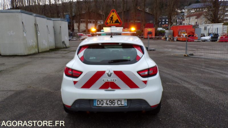 RENAULT CLIO DQ-496-CL - 2015 - 62372km - Легковой автомобиль: фото 5 RENAULT CLIO DQ-496-CL - 2015 - 62372km - Легковой автомобиль: фото 5