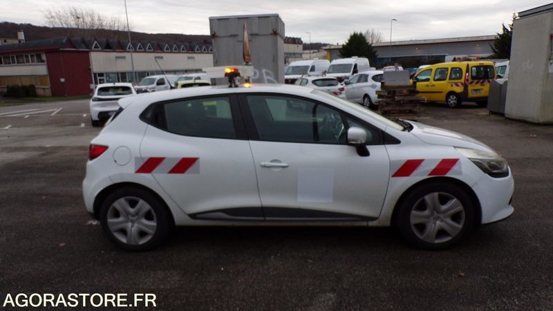 RENAULT CLIO DQ-496-CL - 2015 - 62372km - Легковой автомобиль: фото 4 RENAULT CLIO DQ-496-CL - 2015 - 62372km - Легковой автомобиль: фото 4