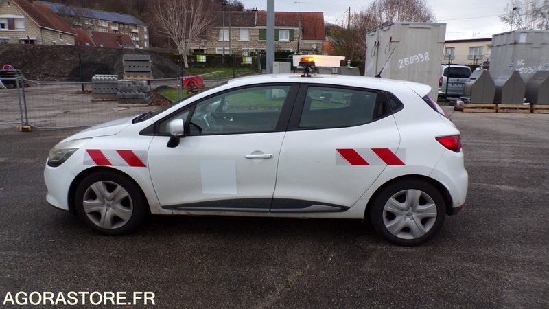 RENAULT CLIO DQ-496-CL - 2015 - 62372km - Легковой автомобиль: фото 1 RENAULT CLIO DQ-496-CL - 2015 - 62372km - Легковой автомобиль: фото 1