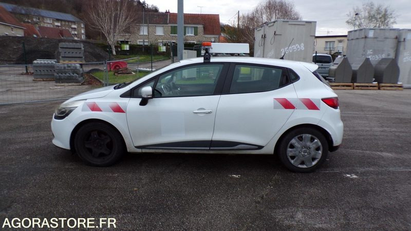 RENAULT CLIO DQ-645-CL - 2015 - 101918km - Легковой автомобиль: фото 1 RENAULT CLIO DQ-645-CL - 2015 - 101918km - Легковой автомобиль: фото 1