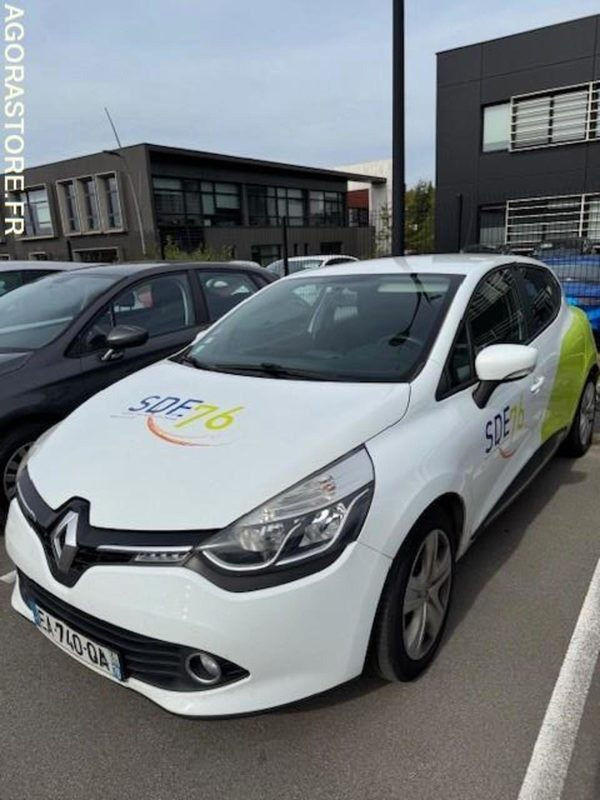 RENAULT CLIO - Легковой автомобиль: фото 2 RENAULT CLIO - Легковой автомобиль: фото 2