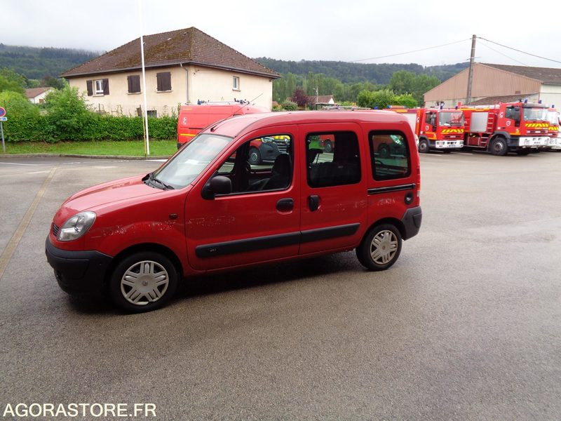 RENAULT KANGOO 3842YQ25 - Легковой автомобиль: фото 3 RENAULT KANGOO 3842YQ25 - Легковой автомобиль: фото 3