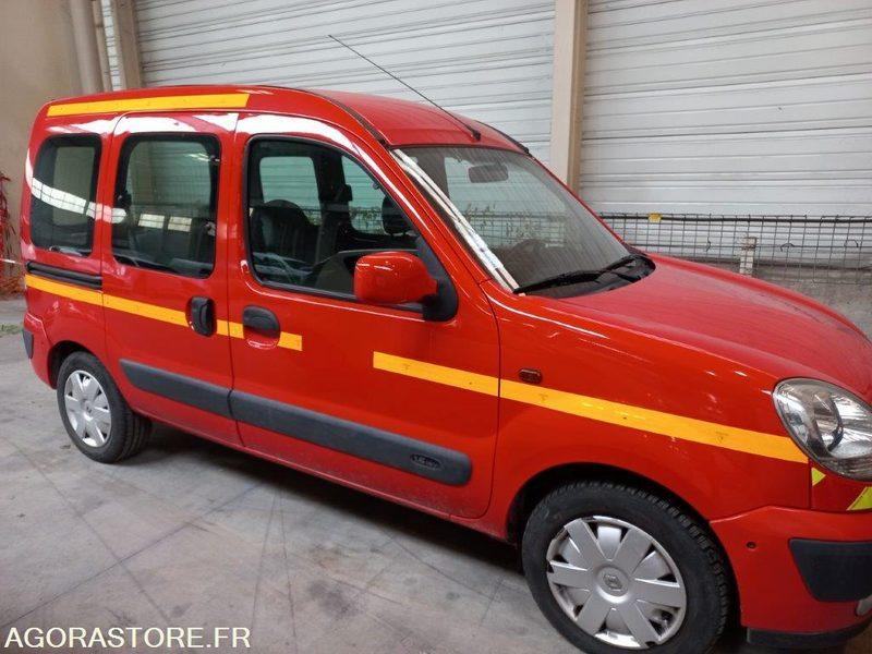 RENAULT KANGOO DN-381-BT - Легковой фургон: фото 2 RENAULT KANGOO DN-381-BT - Легковой фургон: фото 2