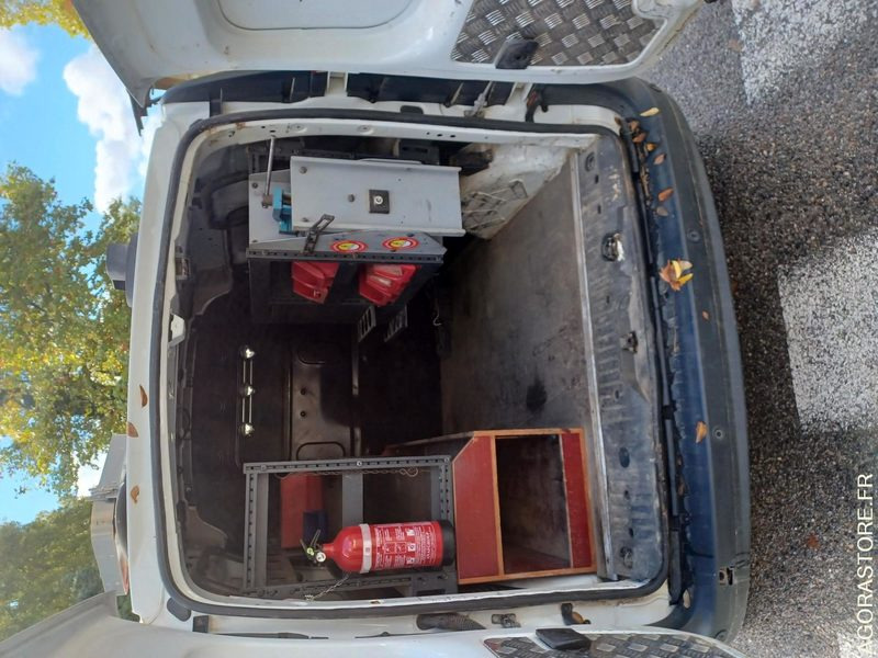 RENAULT KANGOO / REF SCP : 959 - Цельнометаллический фургон: фото 4 RENAULT KANGOO / REF SCP : 959 - Цельнометаллический фургон: фото 4