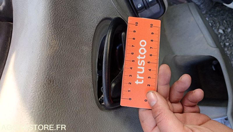 RENAULT MASTER - 2009 - AJ-339-BS - Цельнометаллический фургон: фото 5 RENAULT MASTER - 2009 - AJ-339-BS - Цельнометаллический фургон: фото 5