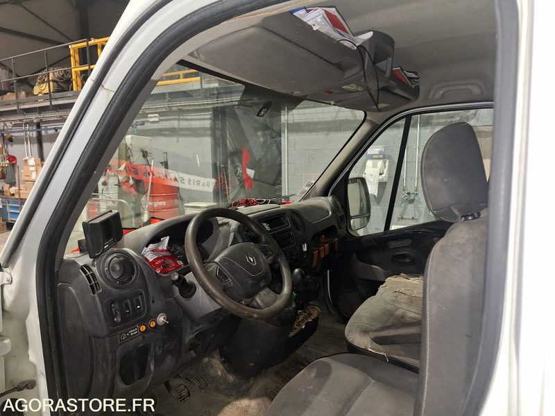 RENAULT MASTER TOLE - 2016 - 244462 (MFC089) - Цельнометаллический фургон: фото 5 RENAULT MASTER TOLE - 2016 - 244462 (MFC089) - Цельнометаллический фургон: фото 5