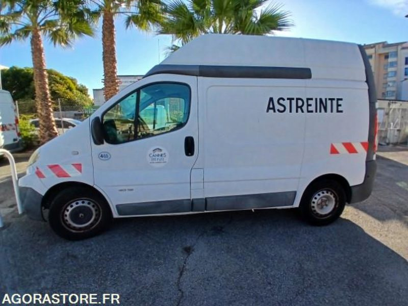 RENAULT TRAFIC N 469 - Легковой фургон: фото 1 RENAULT TRAFIC N 469 - Легковой фургон: фото 1