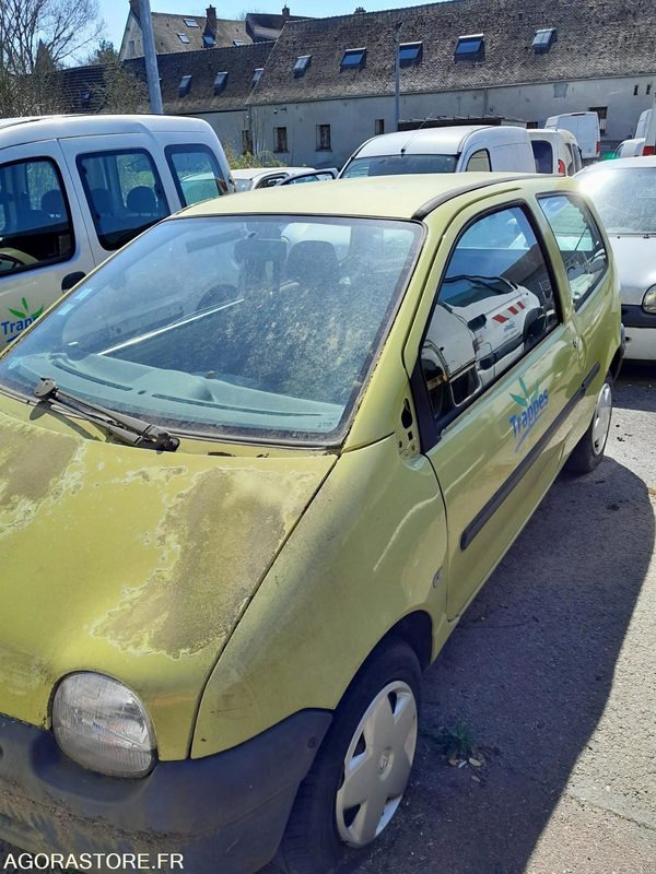 RENAULT Twingo - pour pièces - 2000 - Легковой автомобиль: фото 3 RENAULT Twingo - pour pièces - 2000 - Легковой автомобиль: фото 3