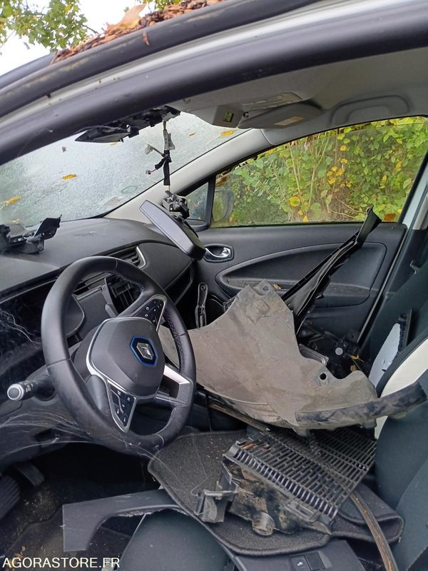 RENAULT Zoé - 29000km - 2019 - pour pièces - Легковой автомобиль: фото 3 RENAULT Zoé - 29000km - 2019 - pour pièces - Легковой автомобиль: фото 3