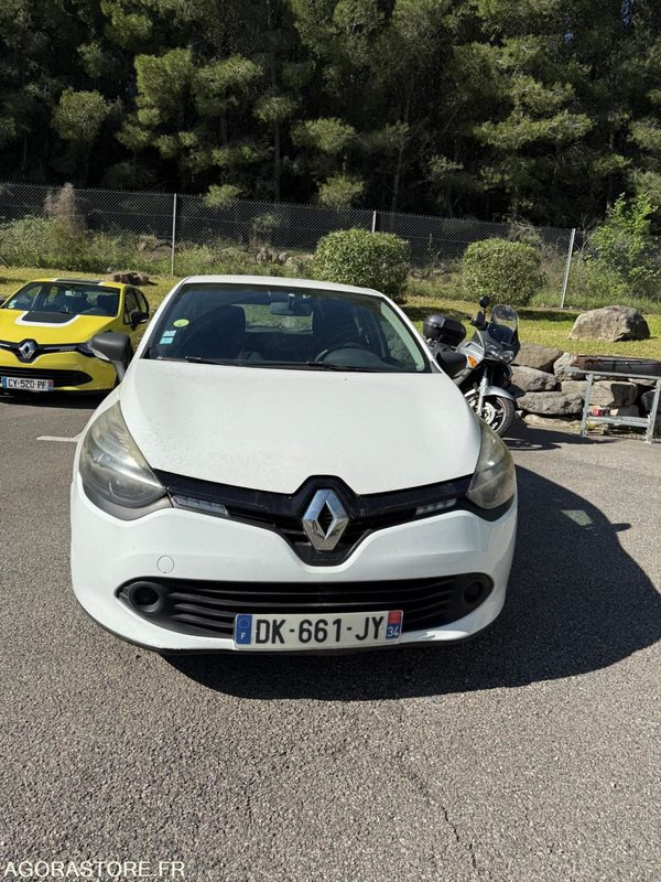 Renault - CLIO DCi75 - 2014 - 218797KMS - Легковой фургон: фото 3 Renault - CLIO DCi75 - 2014 - 218797KMS - Легковой фургон: фото 3