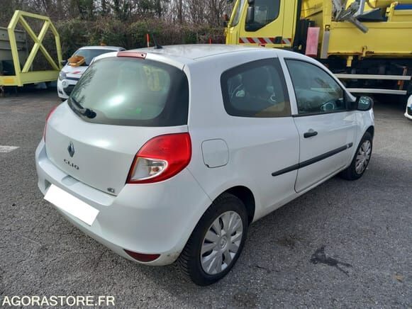 Renault CLIO - Хэтчбек: фото 1 Renault CLIO - Хэтчбек: фото 1