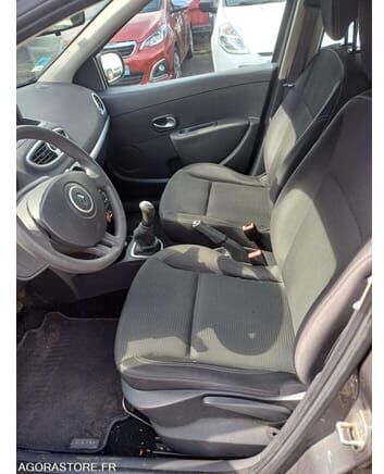 Хэтчбек Renault CLIO: фото 6 Хэтчбек Renault CLIO: фото 6