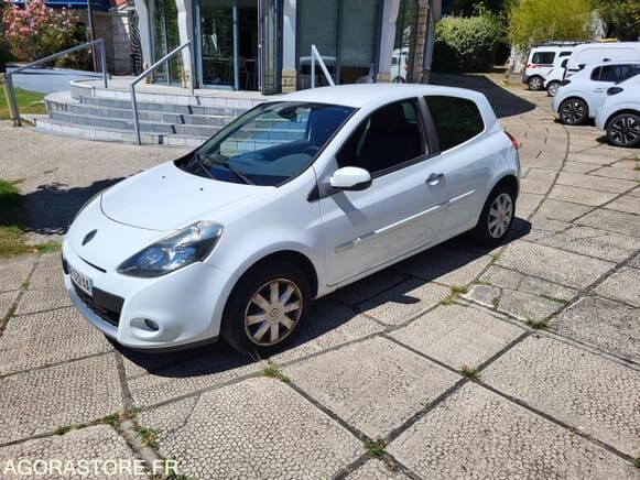Renault CLIO - Хэтчбек: фото 2 Renault CLIO - Хэтчбек: фото 2