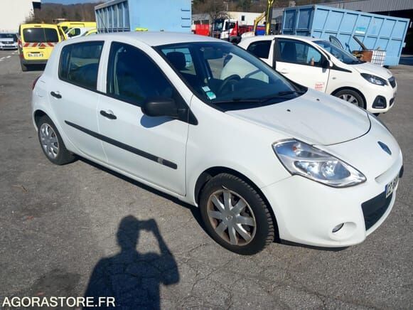 Renault CLIO - Хэтчбек: фото 1 Renault CLIO - Хэтчбек: фото 1