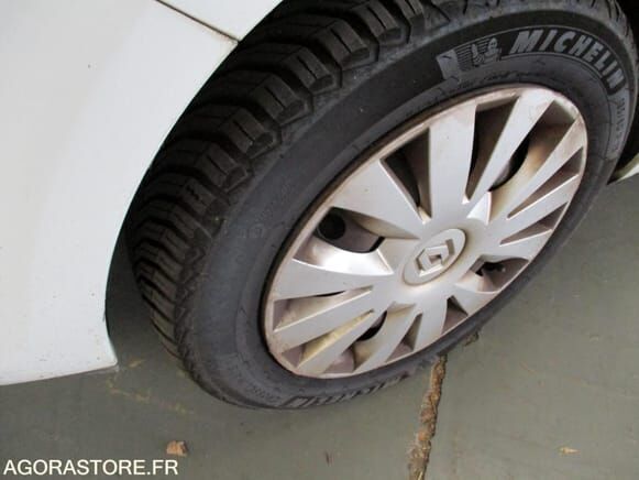 Renault CLIO - Хэтчбек: фото 5 Renault CLIO - Хэтчбек: фото 5