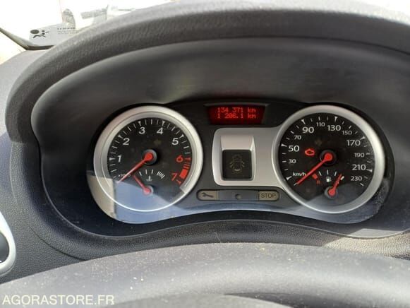 Хэтчбек Renault CLIO: фото 7 Хэтчбек Renault CLIO: фото 7