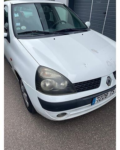 Renault CLIO - Хэтчбек: фото 2 Renault CLIO - Хэтчбек: фото 2