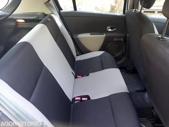Renault CLIO - Хэтчбек: фото 4 Renault CLIO - Хэтчбек: фото 4