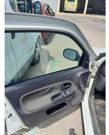Хэтчбек Renault CLIO: фото 13