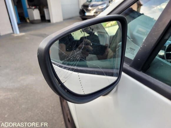Хэтчбек Renault CLIO: фото 8
