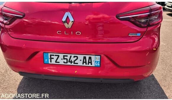 Хэтчбек Renault CLIO: фото 8 Хэтчбек Renault CLIO: фото 8