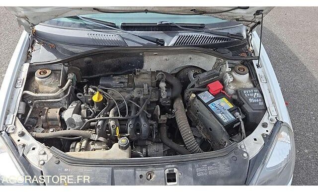 Renault CLIO - Хэтчбек: фото 4 Renault CLIO - Хэтчбек: фото 4