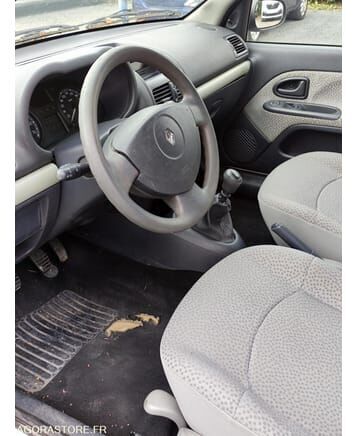 Renault CLIO - Хэтчбек: фото 4 Renault CLIO - Хэтчбек: фото 4