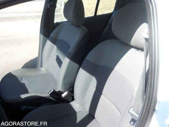 Renault CLIO - Хэтчбек: фото 3 Renault CLIO - Хэтчбек: фото 3