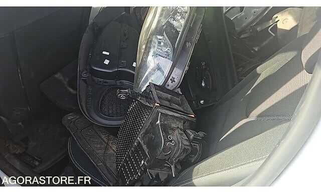 Хэтчбек Renault CLIO: фото 15