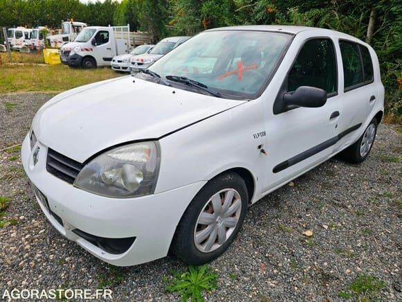 Renault CLIO - Хэтчбек: фото 1 Renault CLIO - Хэтчбек: фото 1