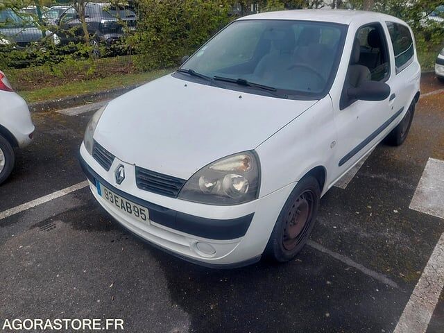 Renault CLIO - Хэтчбек: фото 1 Renault CLIO - Хэтчбек: фото 1