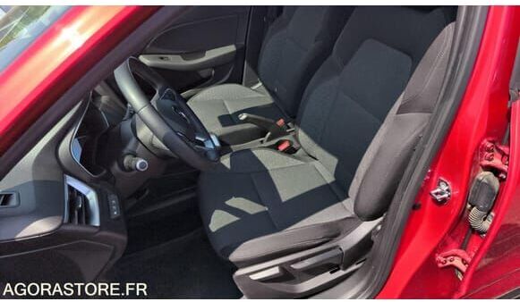 Хэтчбек Renault CLIO: фото 15 Хэтчбек Renault CLIO: фото 15