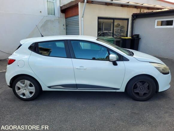Хэтчбек Renault CLIO: фото 15