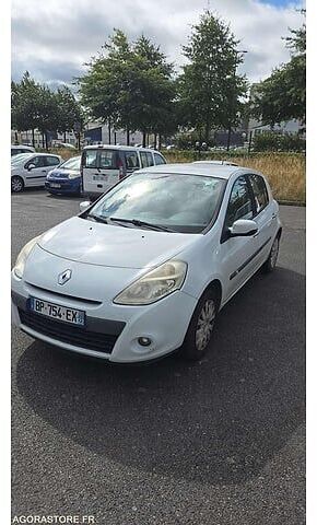 Renault CLIO - Хэтчбек: фото 1 Renault CLIO - Хэтчбек: фото 1