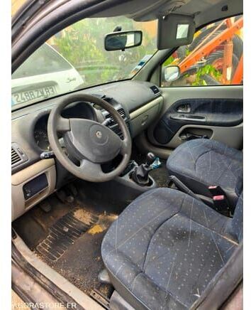 Renault CLIO - Хэтчбек: фото 2 Renault CLIO - Хэтчбек: фото 2